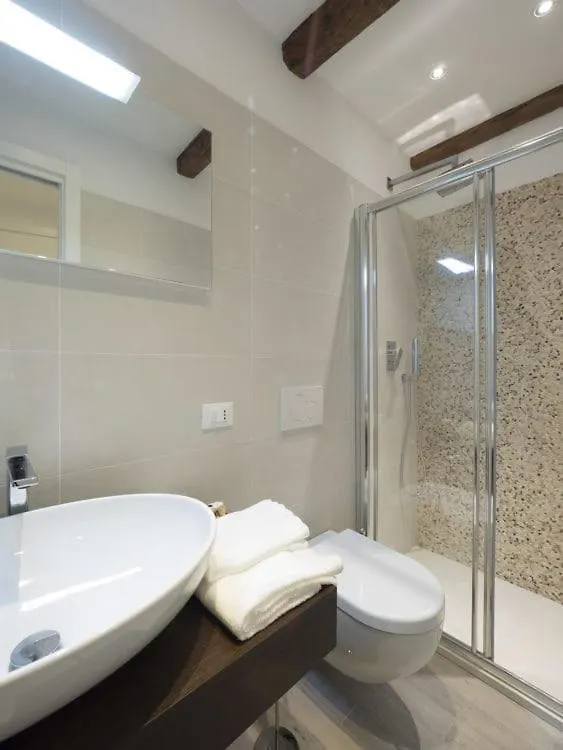 Ca' Dei Scorsoni Apartments Venice Italy